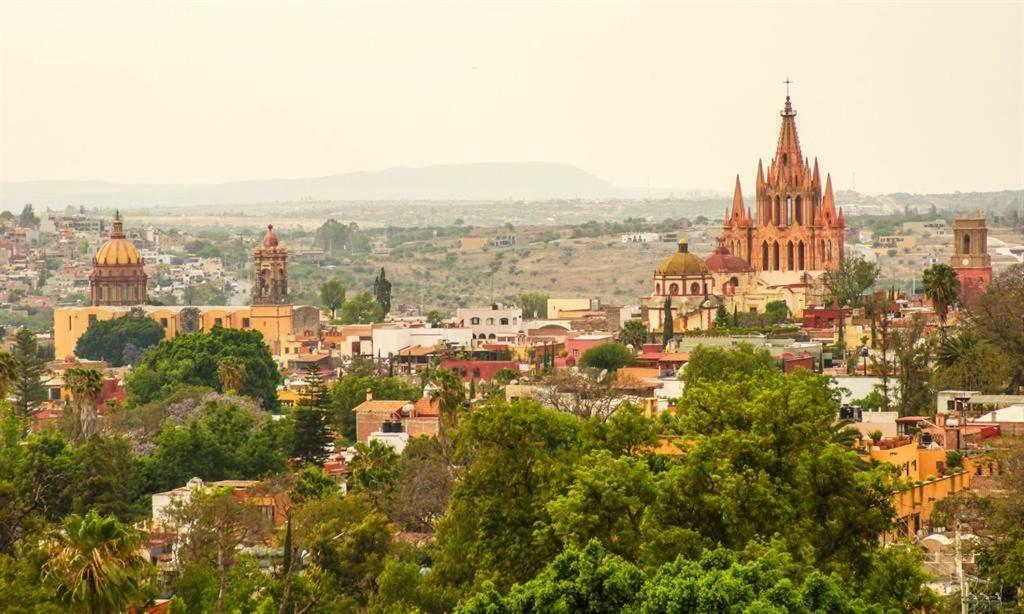 Pied A Terre At Casitas Aparicio Villa San Miguel de Allende Exterior photo