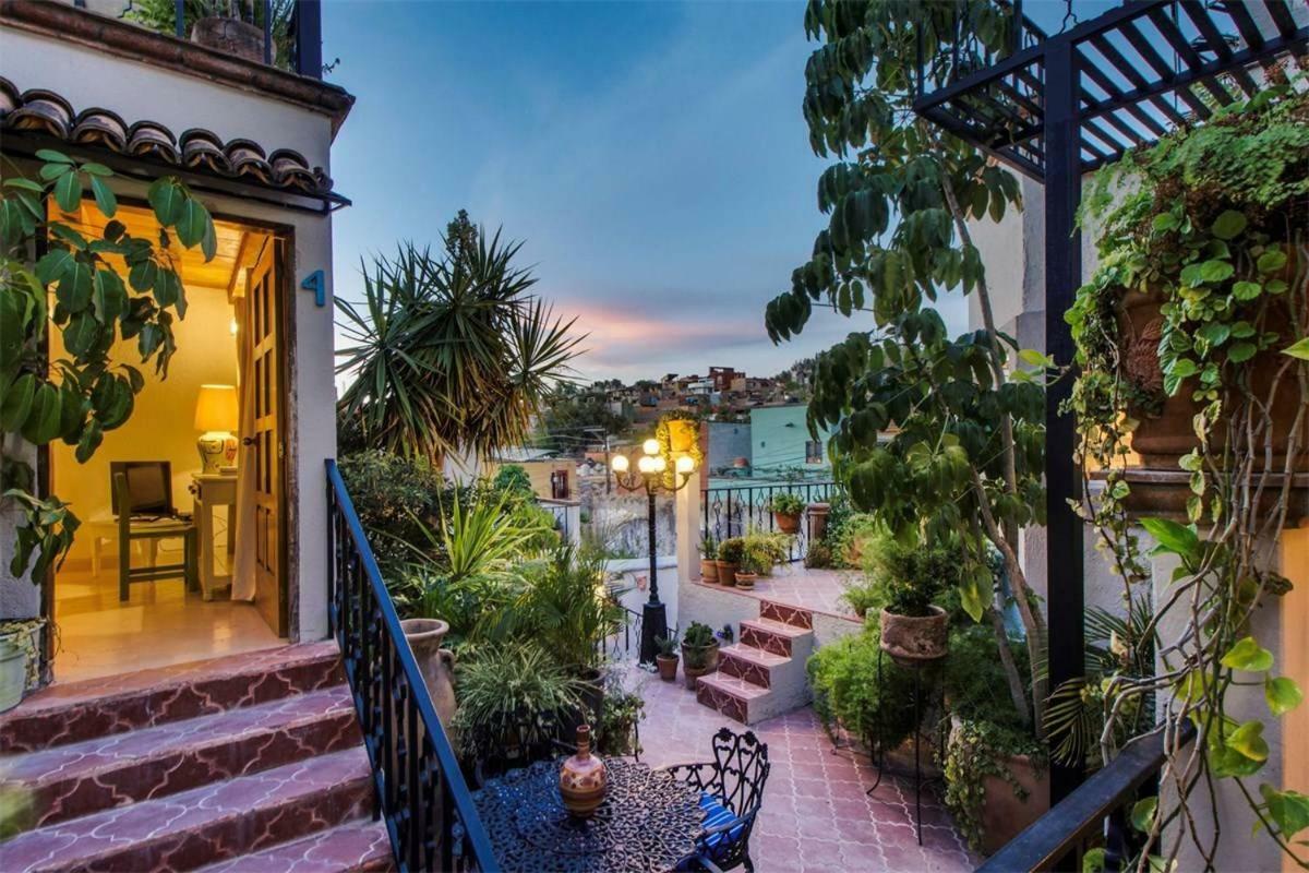 Pied A Terre At Casitas Aparicio Villa San Miguel de Allende Exterior photo