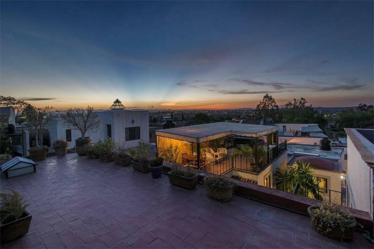 Pied A Terre At Casitas Aparicio Villa San Miguel de Allende Exterior photo