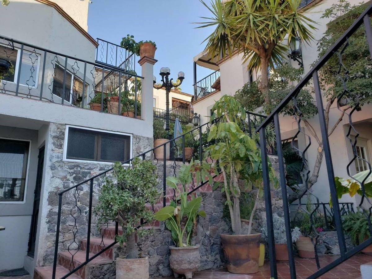 Pied A Terre At Casitas Aparicio Villa San Miguel de Allende Exterior photo